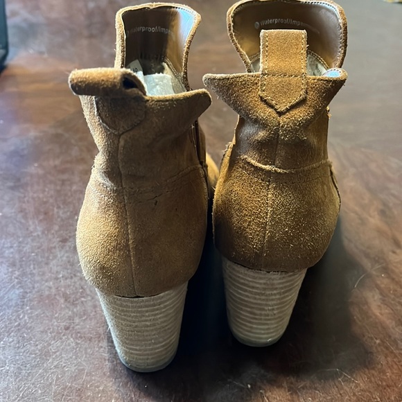 Tan Waterproof Blondo Irving Wedge Boots ~ 7 1/2 M - Picture 3 of 6